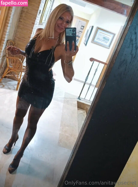 saggy milf onlyfans nude images