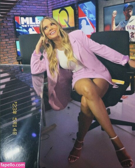 Kelly Nash model naked gallery