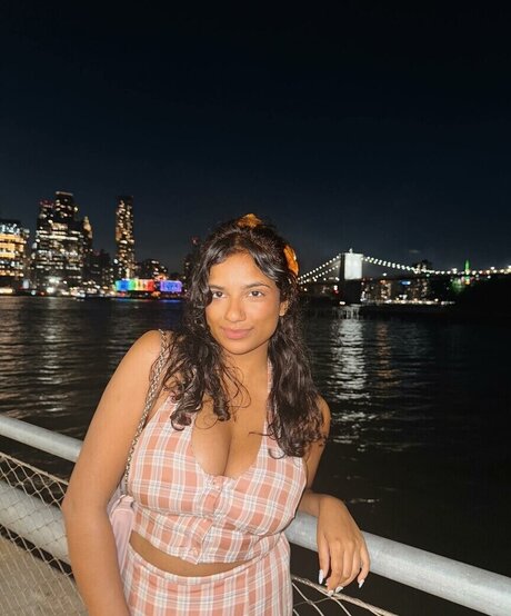 Abby Govindan nice model galleries