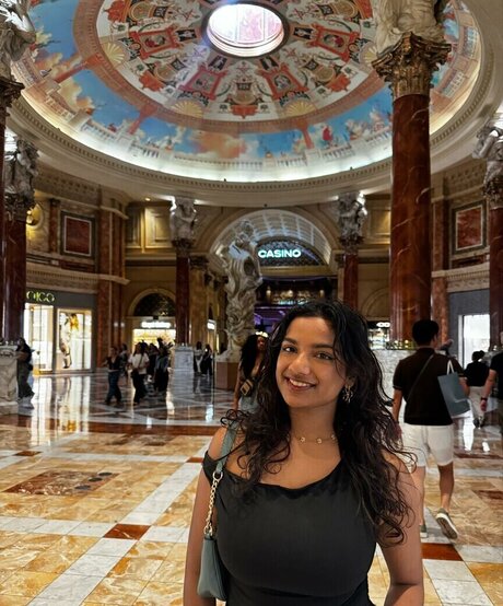 Abby Govindan sexy actress pic