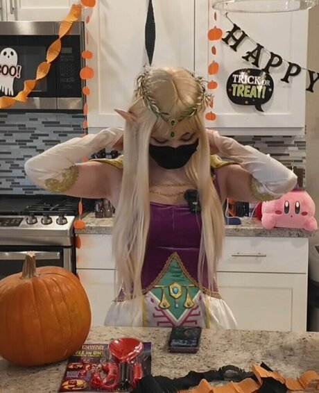 Harriet Barnes model erotic image