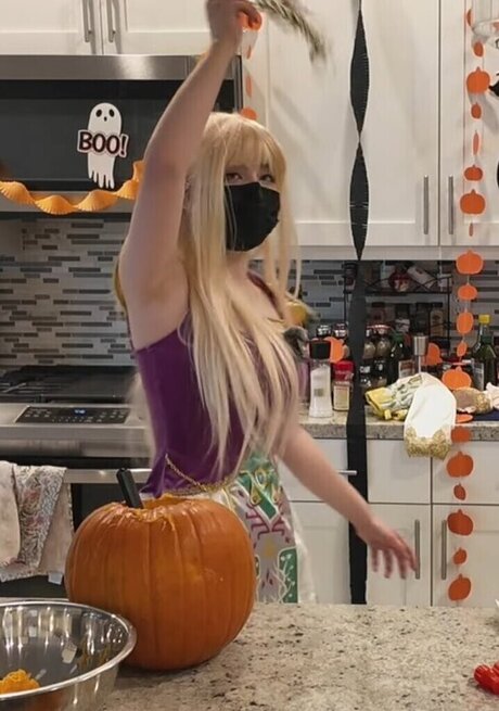 Harriet Barnes high quality pornstar photo