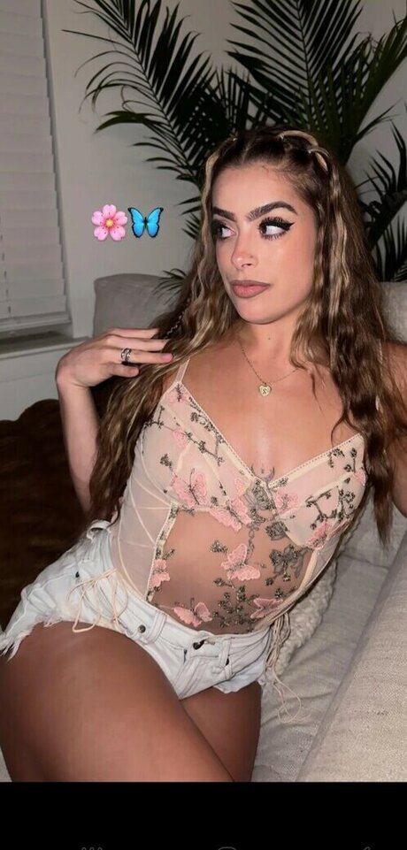 Sirena Linton model exclusive pic