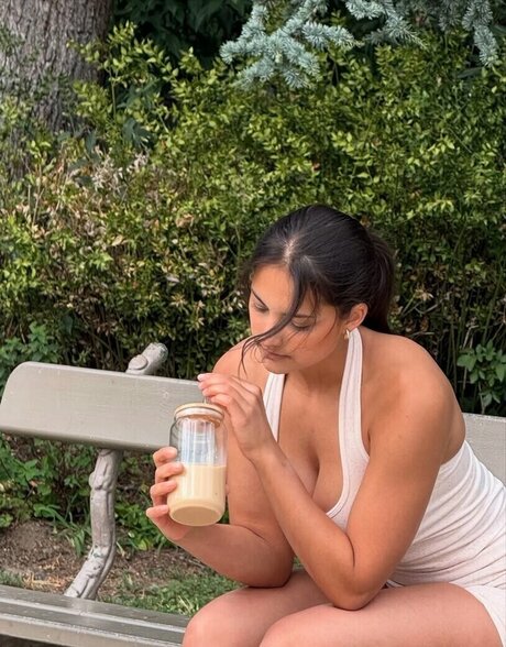 Fei LE Gal hot pornstar img