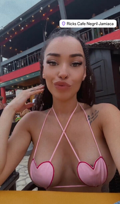 NRGneverlost model naked photos