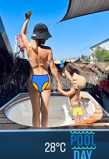 pretty ebony onlyfans adult pic