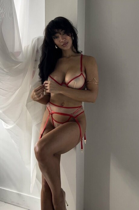 Theresa Zimmerman naked model images