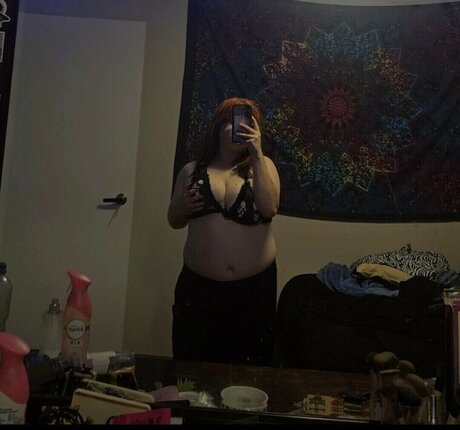 Ava Tricia model perfect image