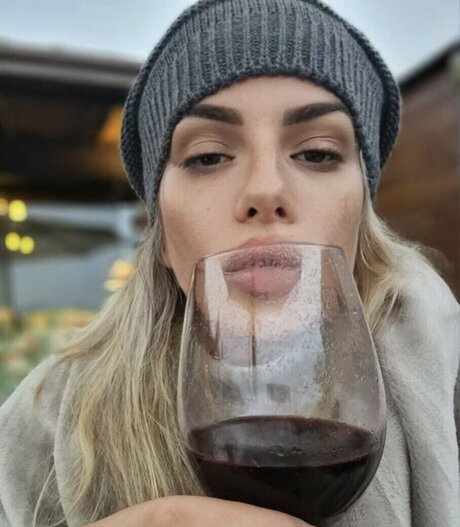 betabastos sex star images