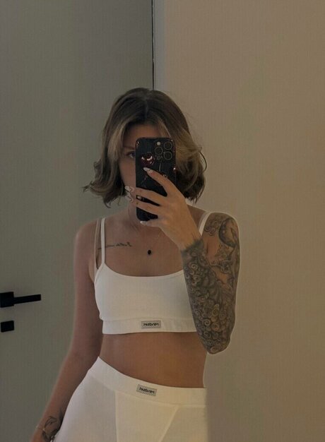 ant1pat1axd art star photo