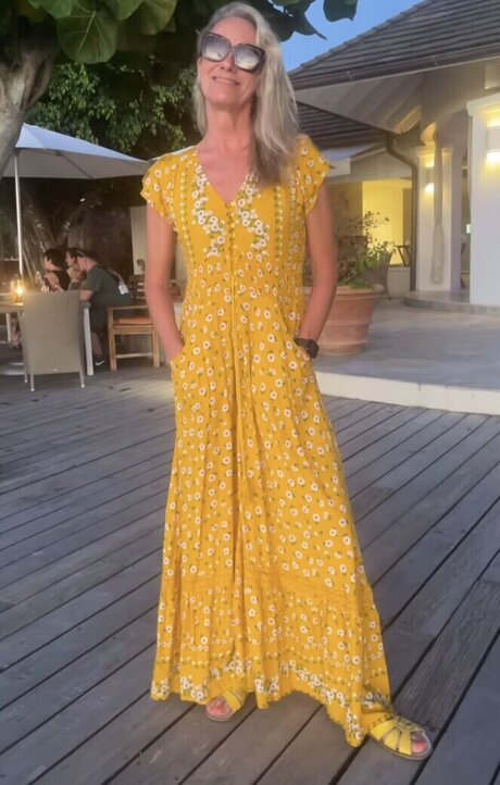 Tamzin Outhwaite naked star pic