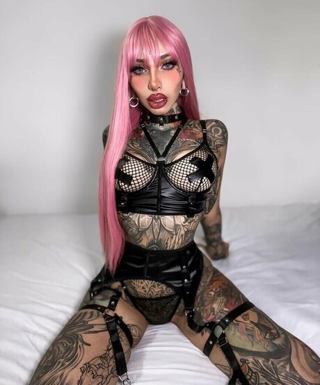 Divinajuventu pornstar perfect archive