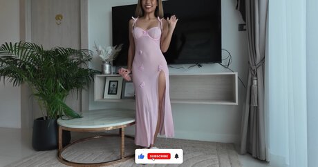 Lilly Lynn adult actress galleries