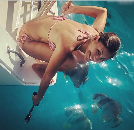 asian gym onlyfans sexy nude images