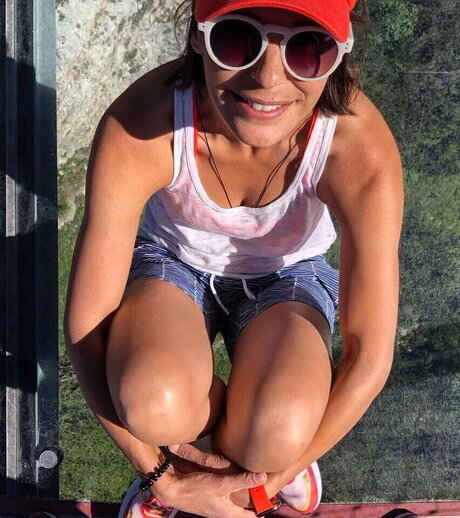 Funda Vanroy erotic star picture