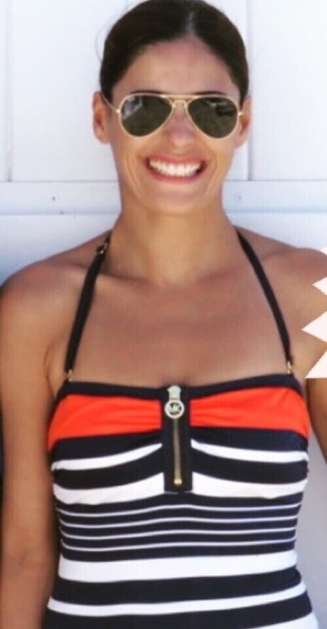 Funda Vanroy top actress img