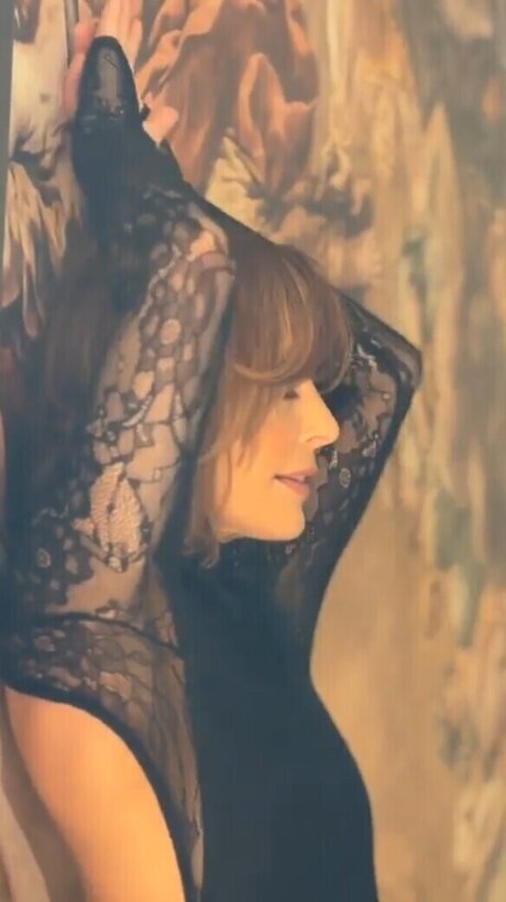 Funda Vanroy pornographic model gallery