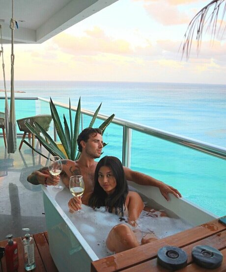 Baesito sexy star galleries