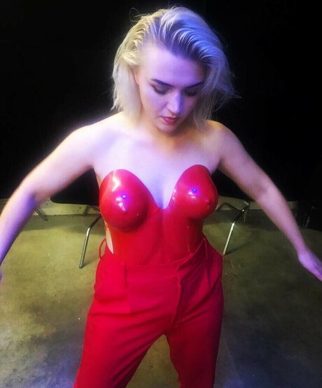 Rebecca Lucy Taylor star free archive