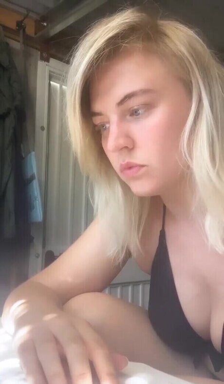 Rebecca Lucy Taylor model sexy pic