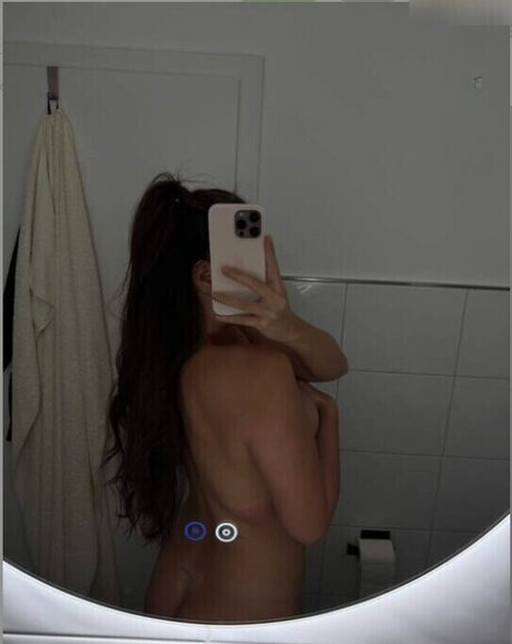 Vanessajolie pornstar high quality picture