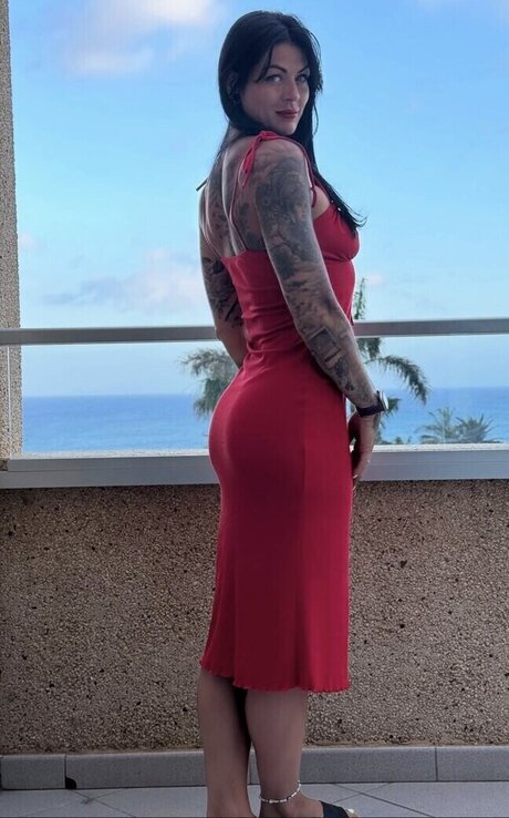 Shelly Black high quality actress photos