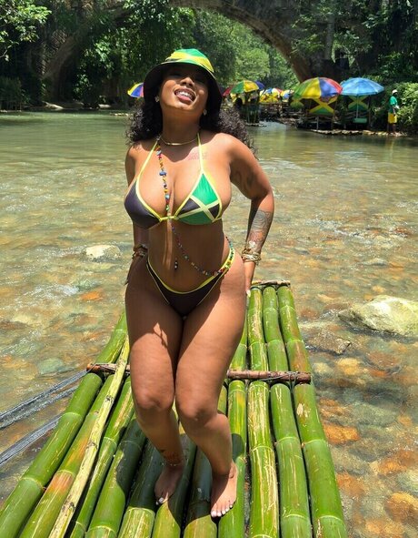 kortynie model free galleries