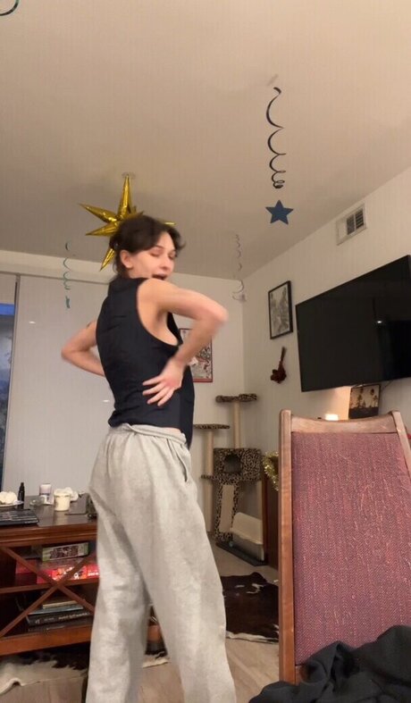 Dylan Troesken star porn galleries