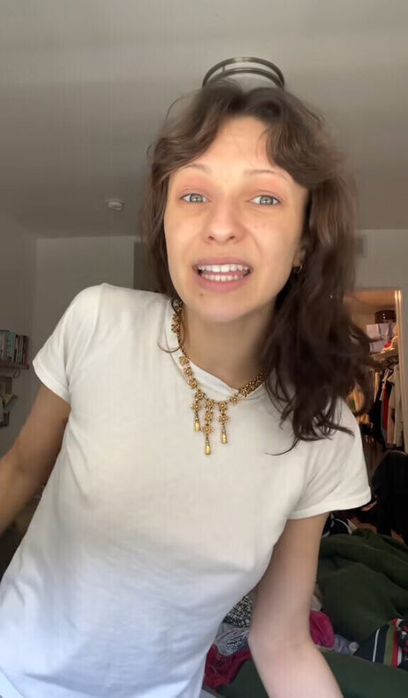 Dylan Troesken model erotic galleries