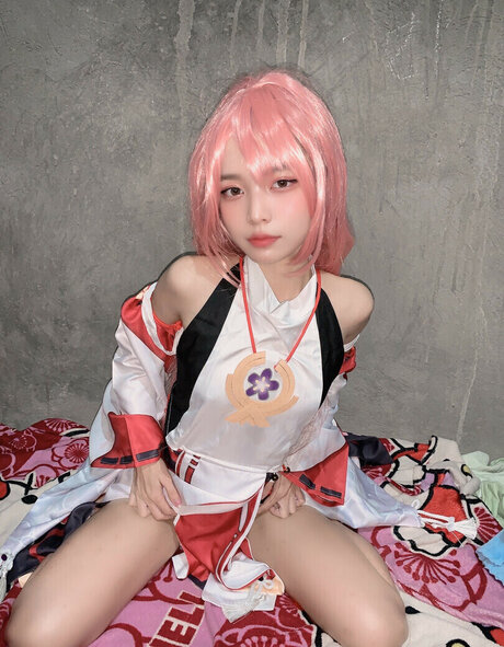 Shayri May Tagyamon beautiful star image