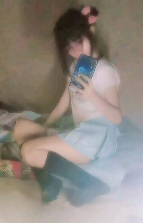 curly hair teen onlyfans porn picture