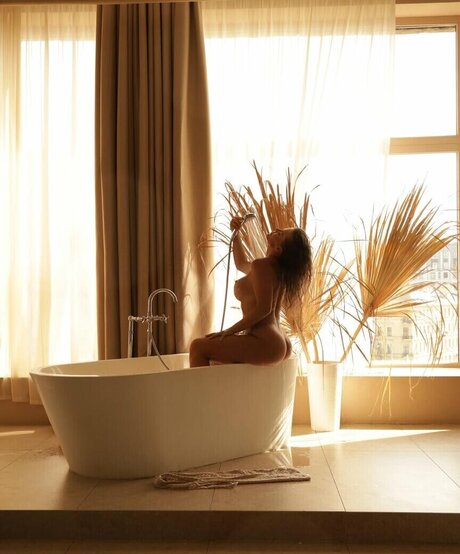 ilonka 51 star high quality picture