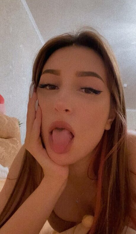 leonesan pornstar pretty images