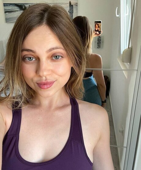 Velvet Tatti hd model archive