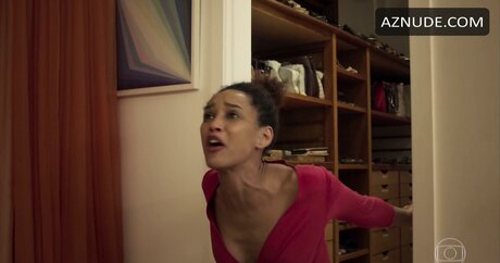 Tais Araujo sexy star gallery