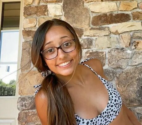 Alexis Ryan model sex pics