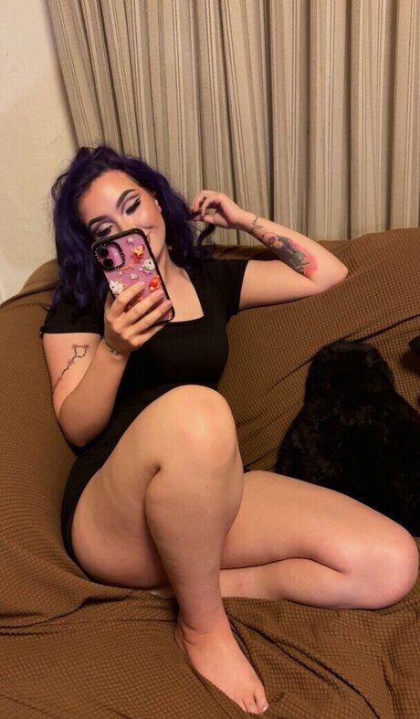 Mary Liven high quality model galleries