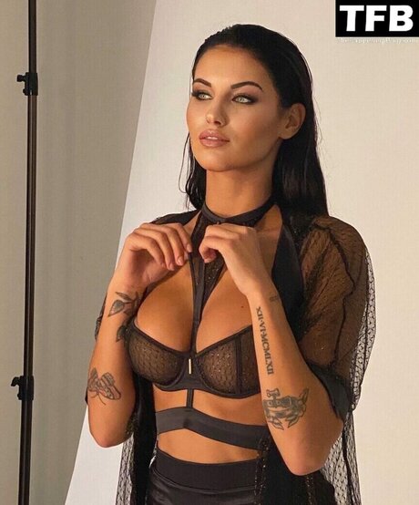 Carolina Stramare pornstar top img