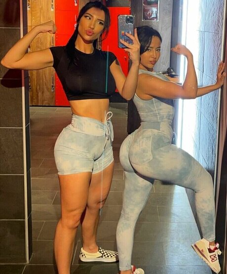 Ziyartist xxx star image