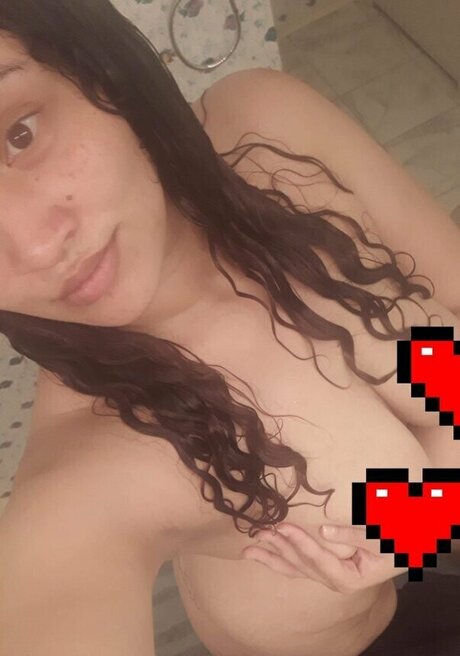 Alora theartist model picture