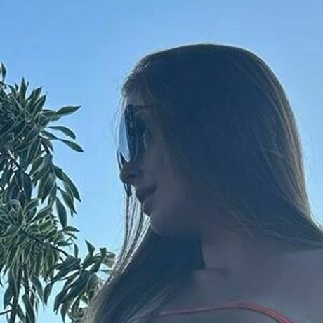 Thacila Caroliny porn star pic