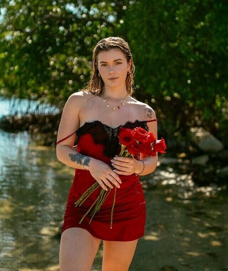 bonniee13 naked pornstar picture