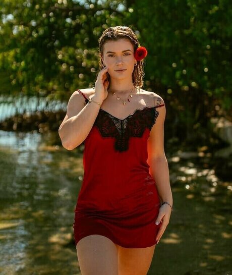 bonniee13 pornstar perfect pic