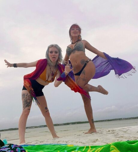 Noel Malphoi sex model images