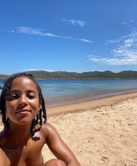 Lou Llobell perfect pornstar picture