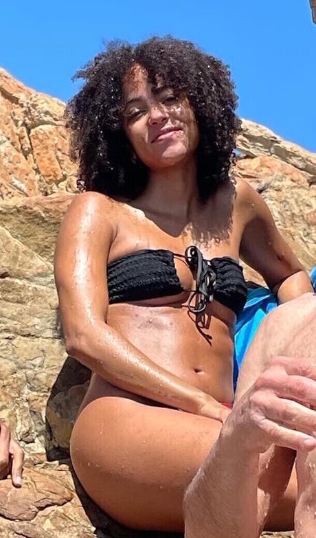 Lou Llobell pornographic actress pics