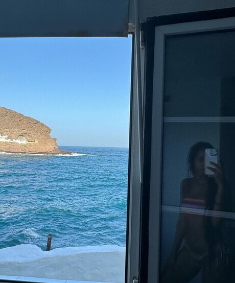 Lou Llobell pornstar art picture