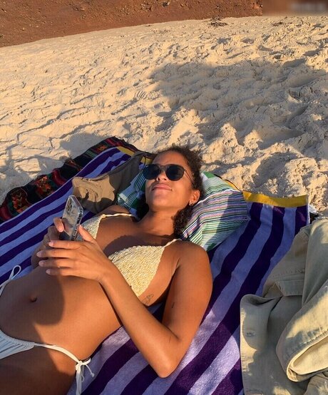 Lou Llobell best model img