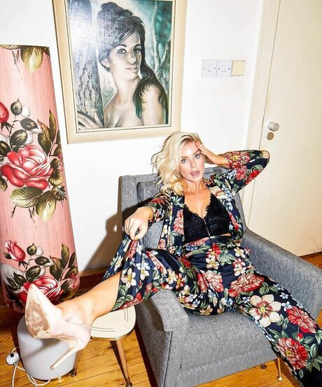 Jess Davies model porn image