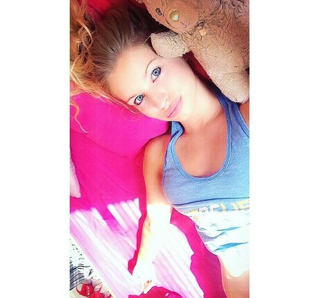 Jess Davies best star pics